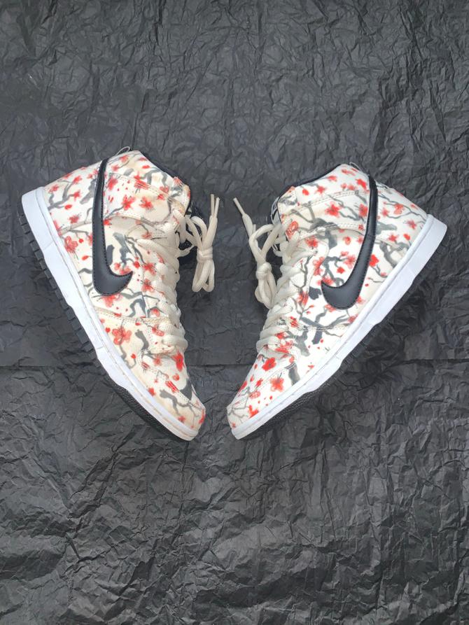 Nike cherrry 2024 blossom dunks