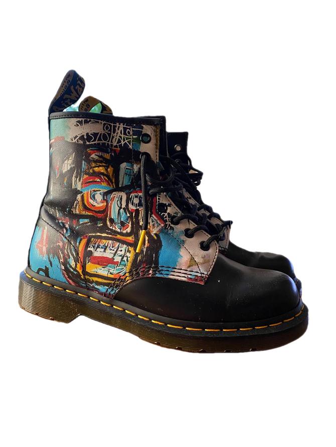 dr martens basquiat 1460