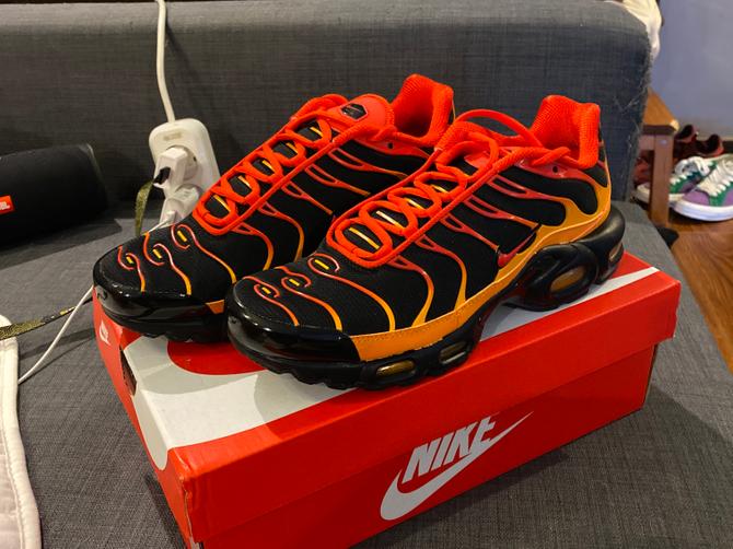 nike tn volcano