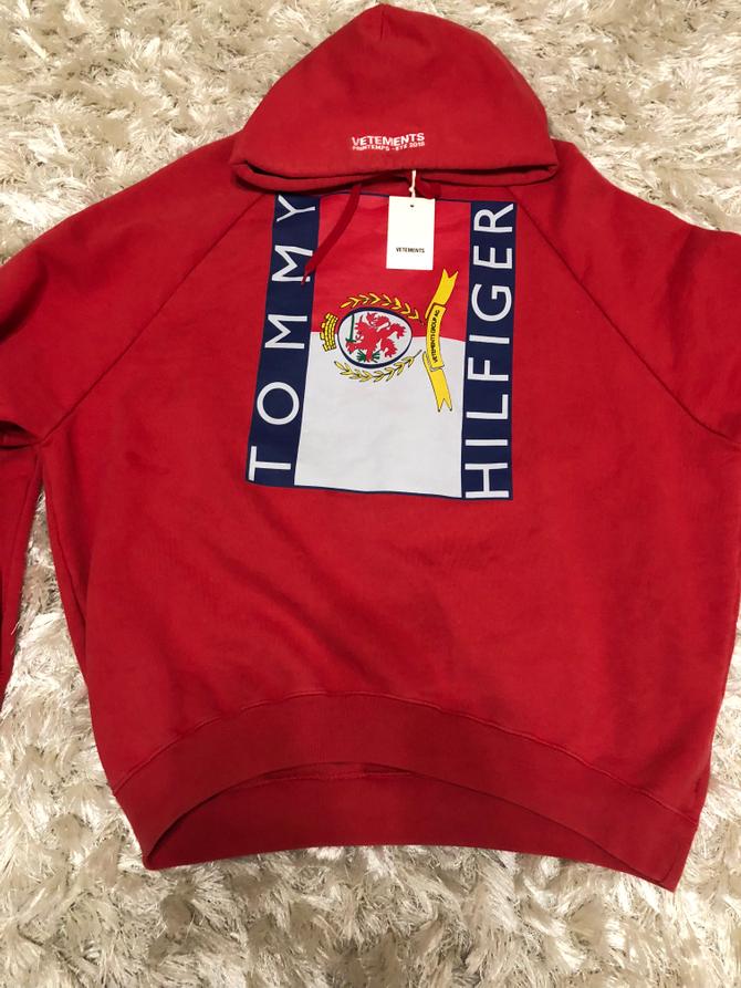 Tommy hilfiger deals x vetements hoodie