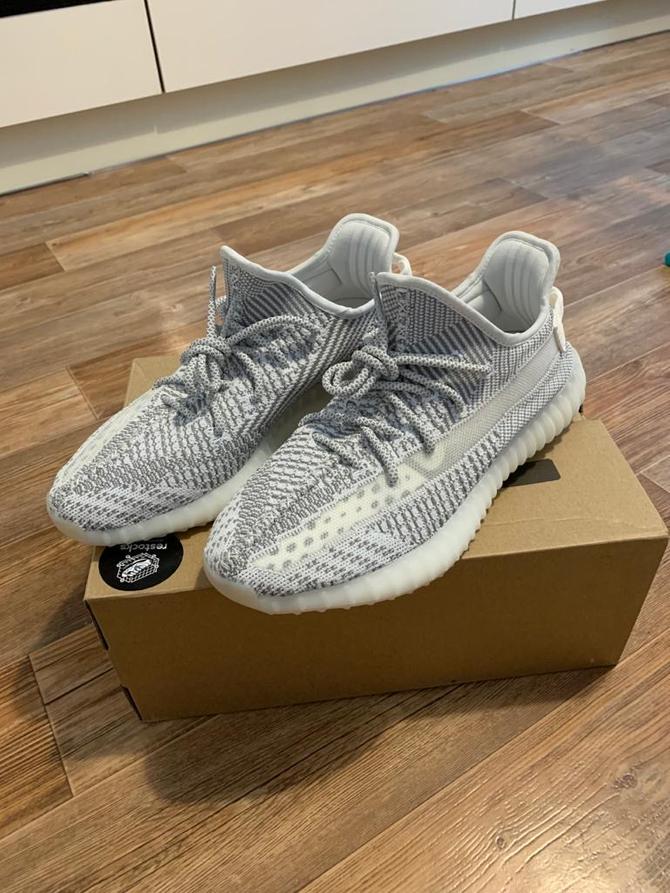 Yeezy static no on sale reflective