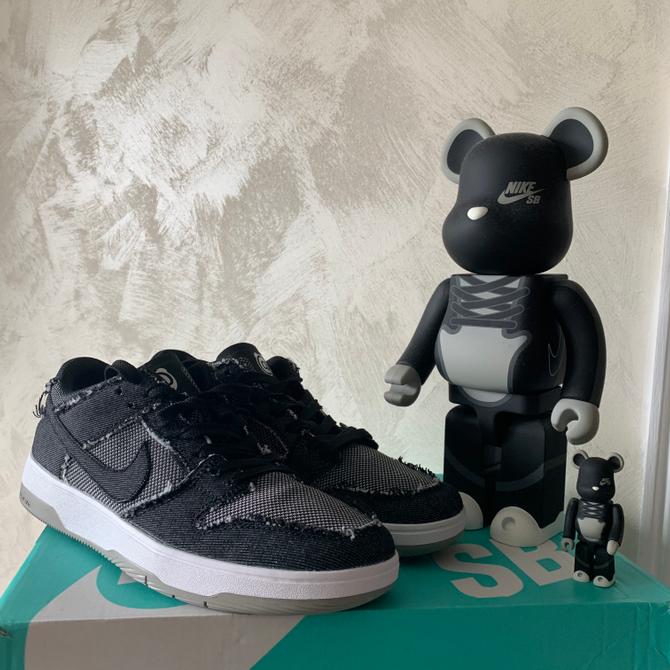 Nike dunk cheap bearbrick